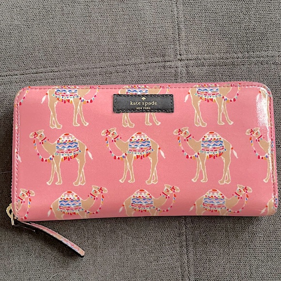 kate spade Handbags - Kate spade continental wallet